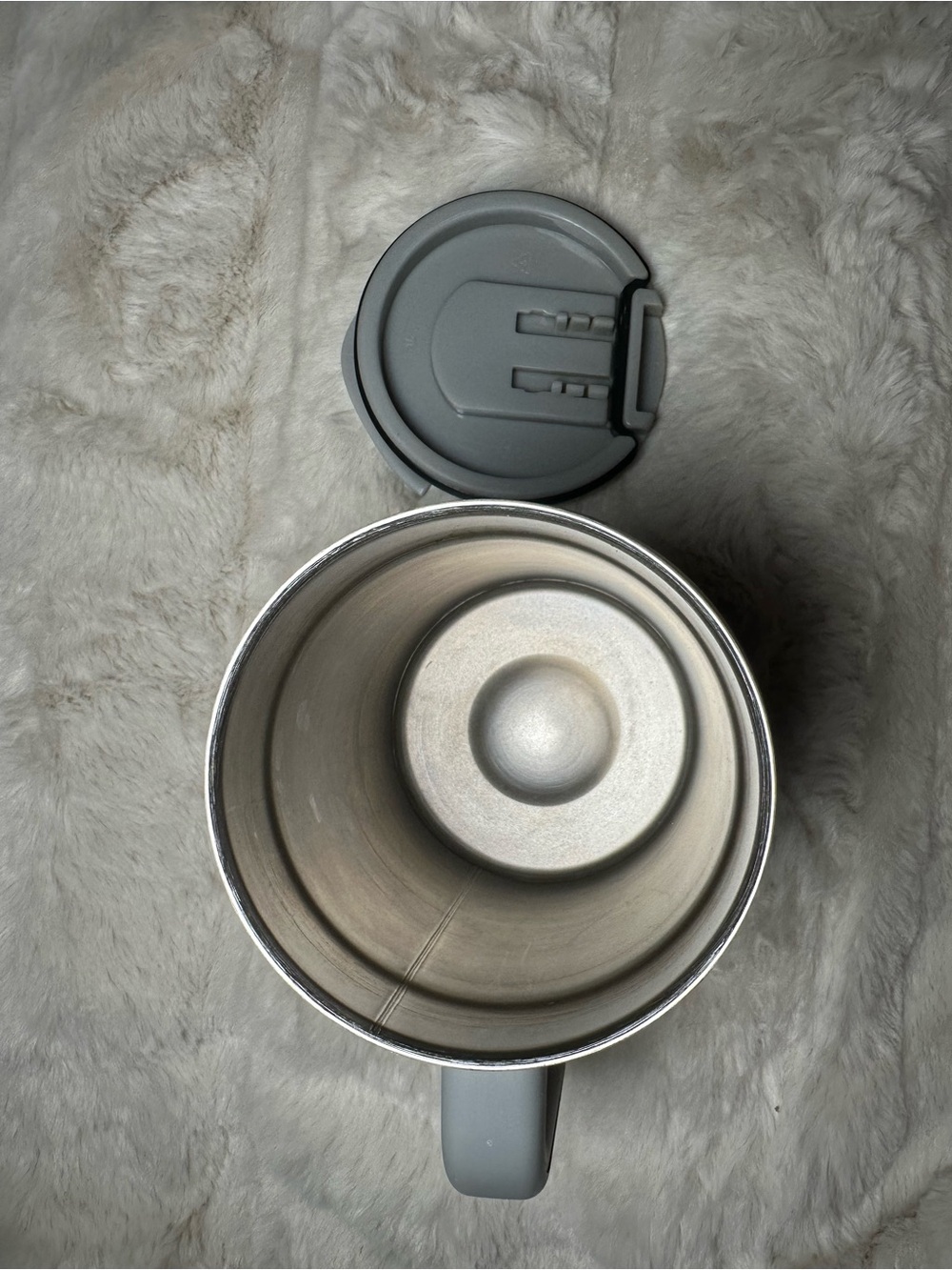 L.L. Bean Purple, Navy & Cream Camo Travel Mug - Picture 5 of 7